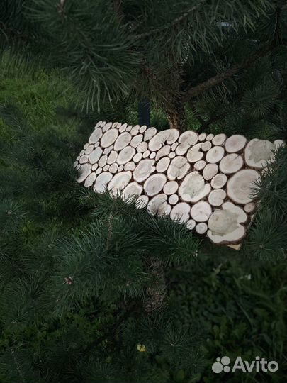 Панно из можжевельника