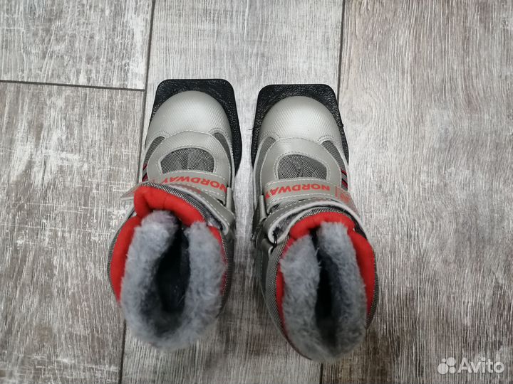 Ботинки лыжные р. 30-31 (19-20.5см)