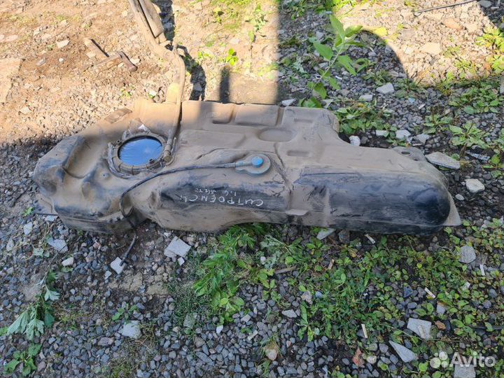 Бензобак Citroen C4 купе 1.6 2006