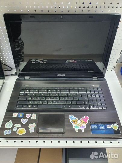 Ноутбук Asus 17.3