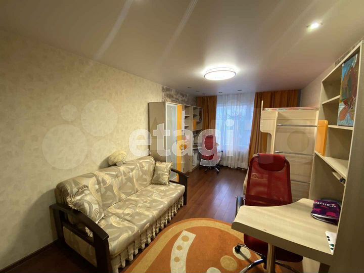 2-к. квартира, 52 м², 2/9 эт.