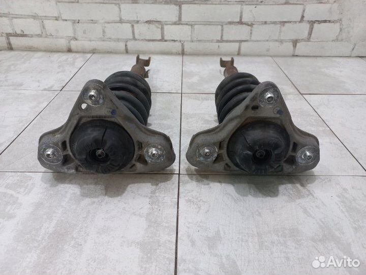 Стойки в сборе передние Audi S4 B6 4.2 2004