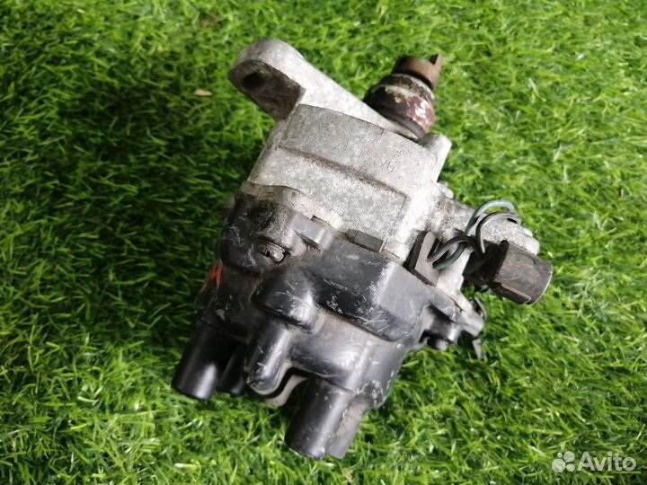 Трамблер Nissan Sunny B13 GA15 1994