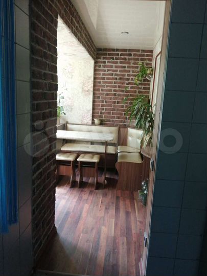 3-к. квартира, 48 м², 1/4 эт.