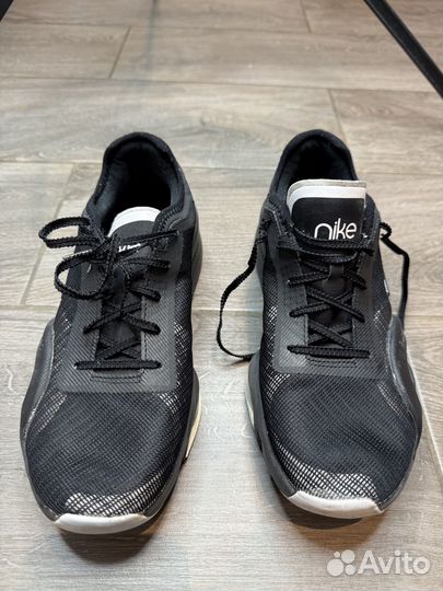 Кроссовки nike женские