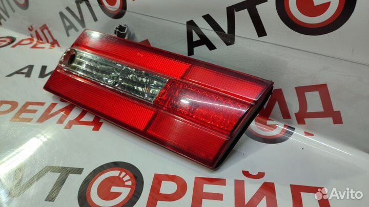 Фонарь правый Toyota Corona Premio ST210 3S-FSE