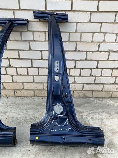 Стойка кузова центральная Hyundai Sonata EF