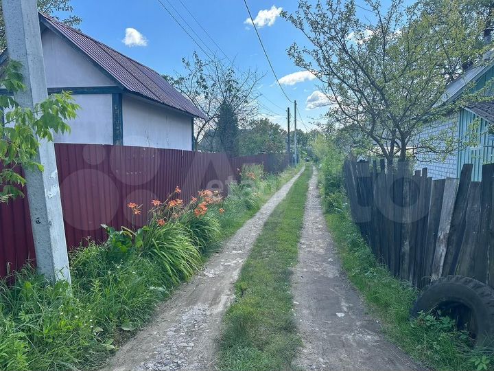 Дача 16,1 м² на участке 4 сот.