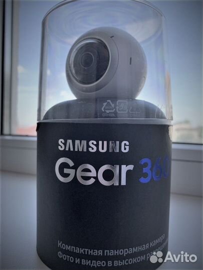 Панорамная камера Samsung Gear 360