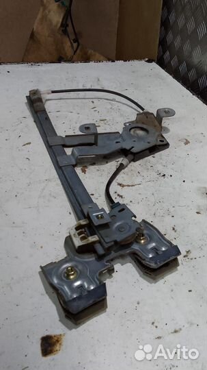 Стеклоподъемник задний правый Skoda Octavia Tour