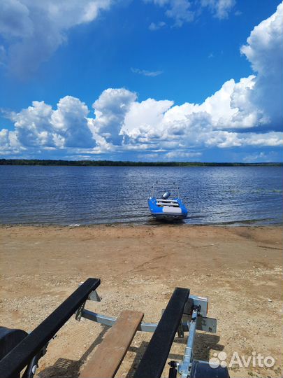 Лодка Ривер Ботс