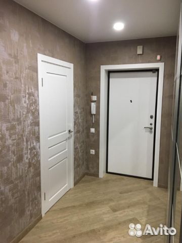 Установка межкомнатных дверей профессионально