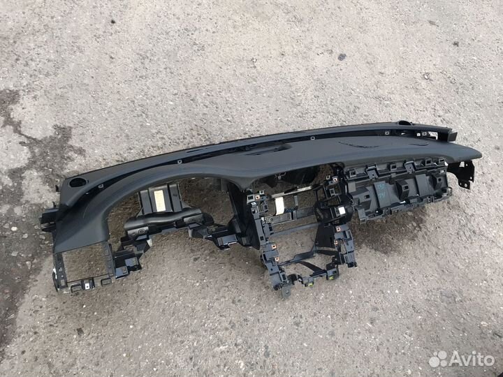 Торпедо Jaguar XE