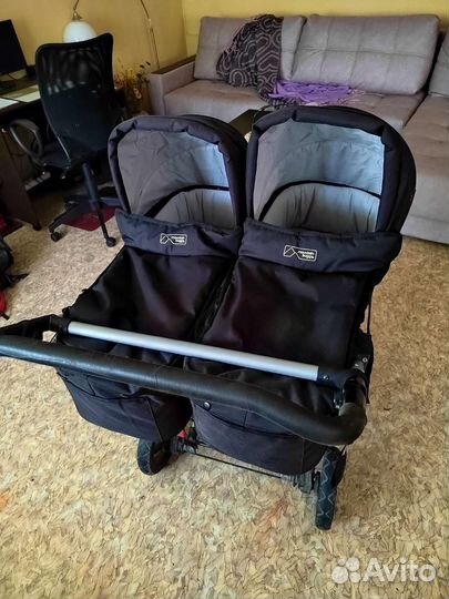 Коляска для двойни Mountain Buggy Duet