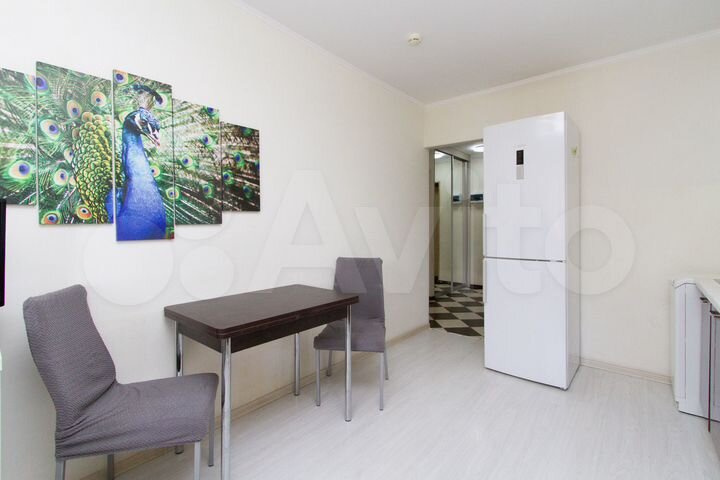 2-к. квартира, 56 м², 6/17 эт.