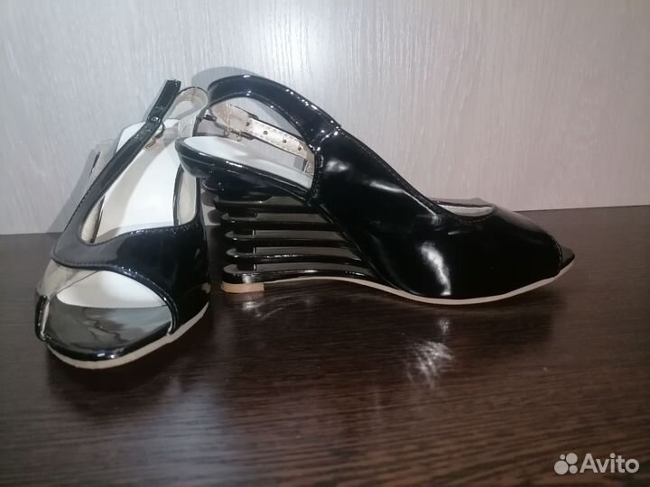 Босоножки женские 37 размер черные