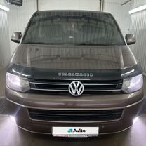 Volkswagen Multivan 2.0 AMT, 2010, 235 000 км, с пробегом, цена 2 100 000 руб.