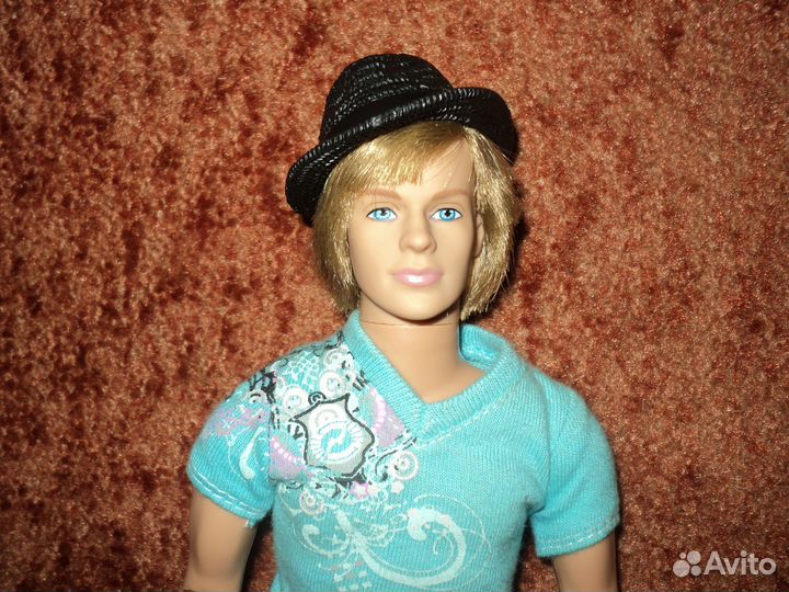 Кукла Кен Fashionistas - Hottie