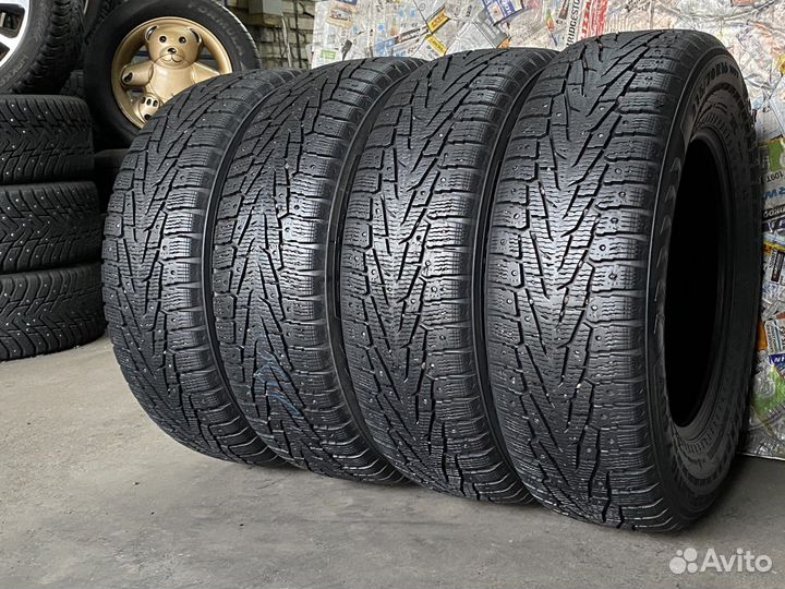 Nokian Tyres Hakkapeliitta 7 SUV 215/70 R16