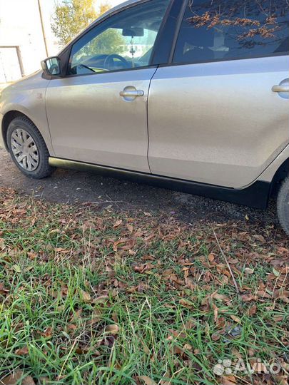 Накладки на пороги volkswagen polo