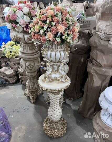 Гипсовые вазочки с цветами