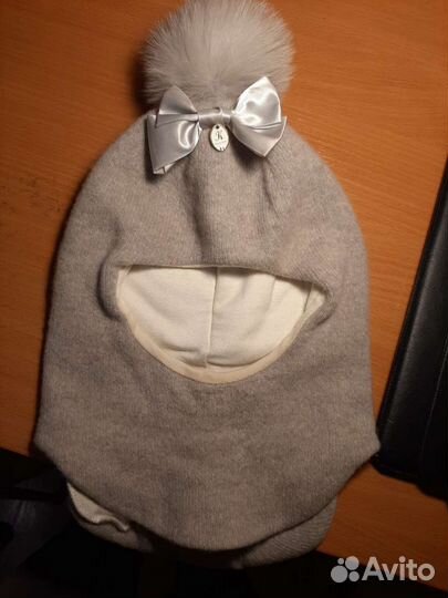 Шапка-шлем с натуральным помпоном