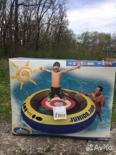 Надувной бассейн