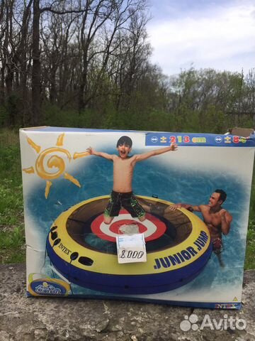 Надувной бассейн