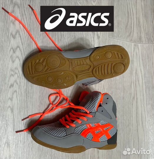 Борцовки asics новые размер 32