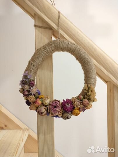 Венок декоративный
