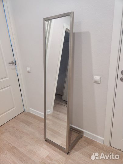 Зеркало напольное