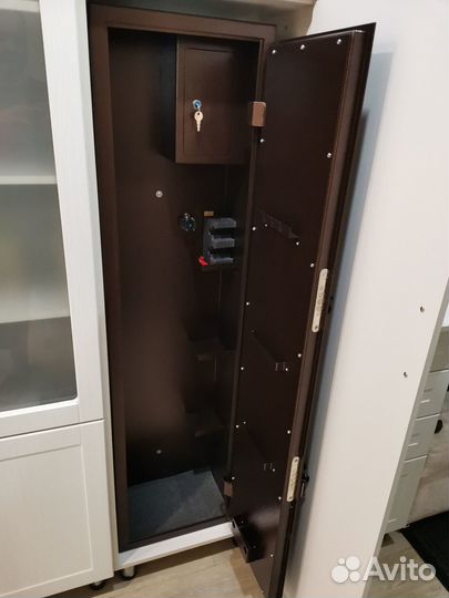 Оружейный шкаф Леопард-6