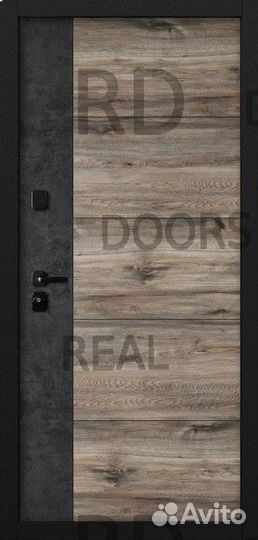 Дверь входная металлическая натуральный шпон