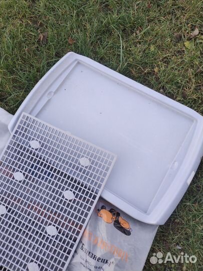 Лоток для собак под пеленку бу