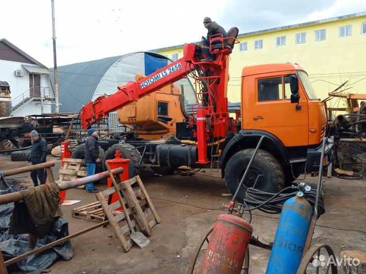 КАМАЗ 43118 с полуприцепом, 2012