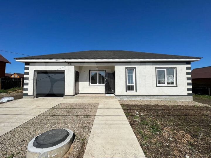 Коттедж 180 м² на участке 8 сот.