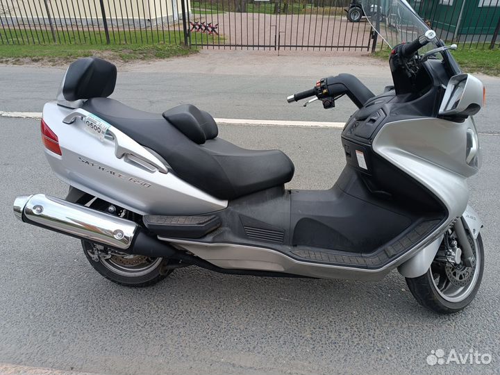 Suzuki skywave 650LX