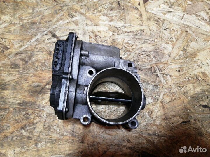 Дроссельная заслонка Mitsubishi L200 2.5L 4D56U