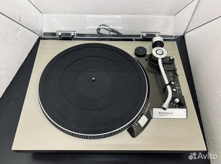 Проигрыватель винила Technics SL-26