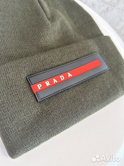 Шапка Prada