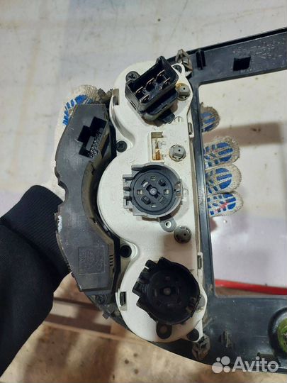 Блок управления печкой Ford Focus zx4