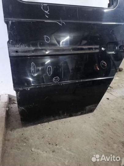 Дверь задняя левая Mercedes-Benz W463