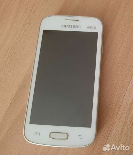Телефон Samsung duos