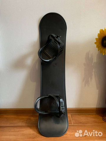 Сноуборд с креплениями