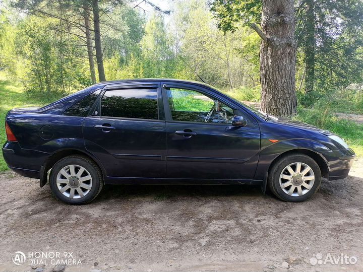 Ford Focus, 2002