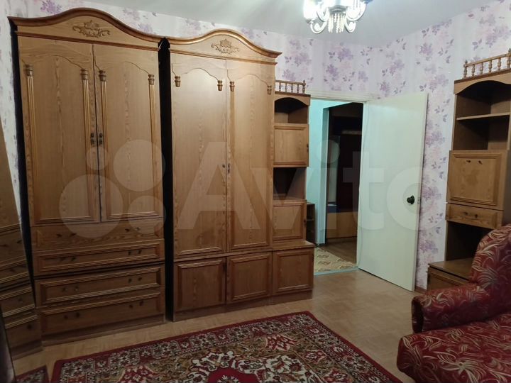 2-к. квартира, 49 м², 1/9 эт.