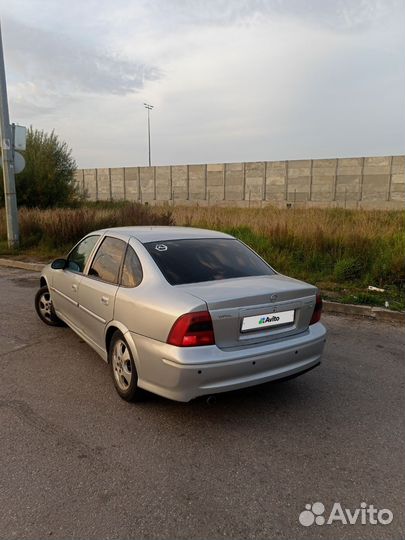 Opel Vectra 1.6 МТ, 2001, 215 000 км
