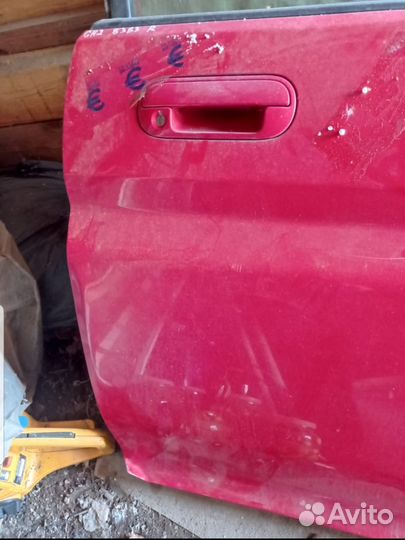 Продам дверь на вюавтомобиль