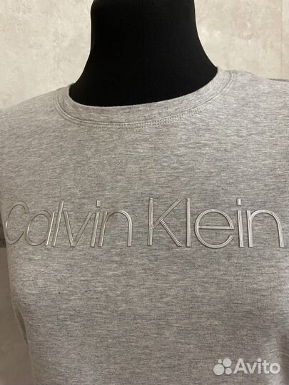 Футболка Calvin Klein