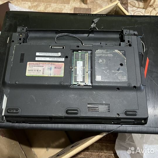 Коробка ноутбуков + микросхемы